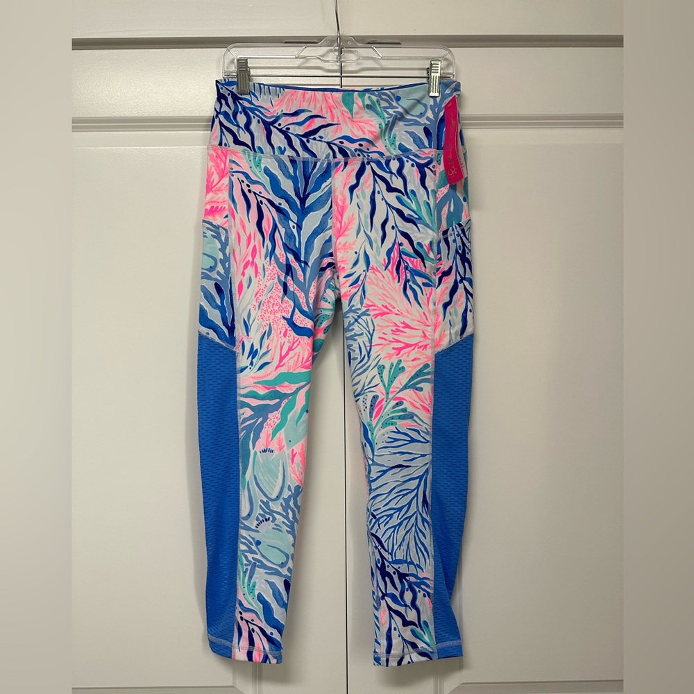 NWT Lilly Pulitzer 24” Inseam High Rise Weekender Crew Blue Kaleidoscope M & L